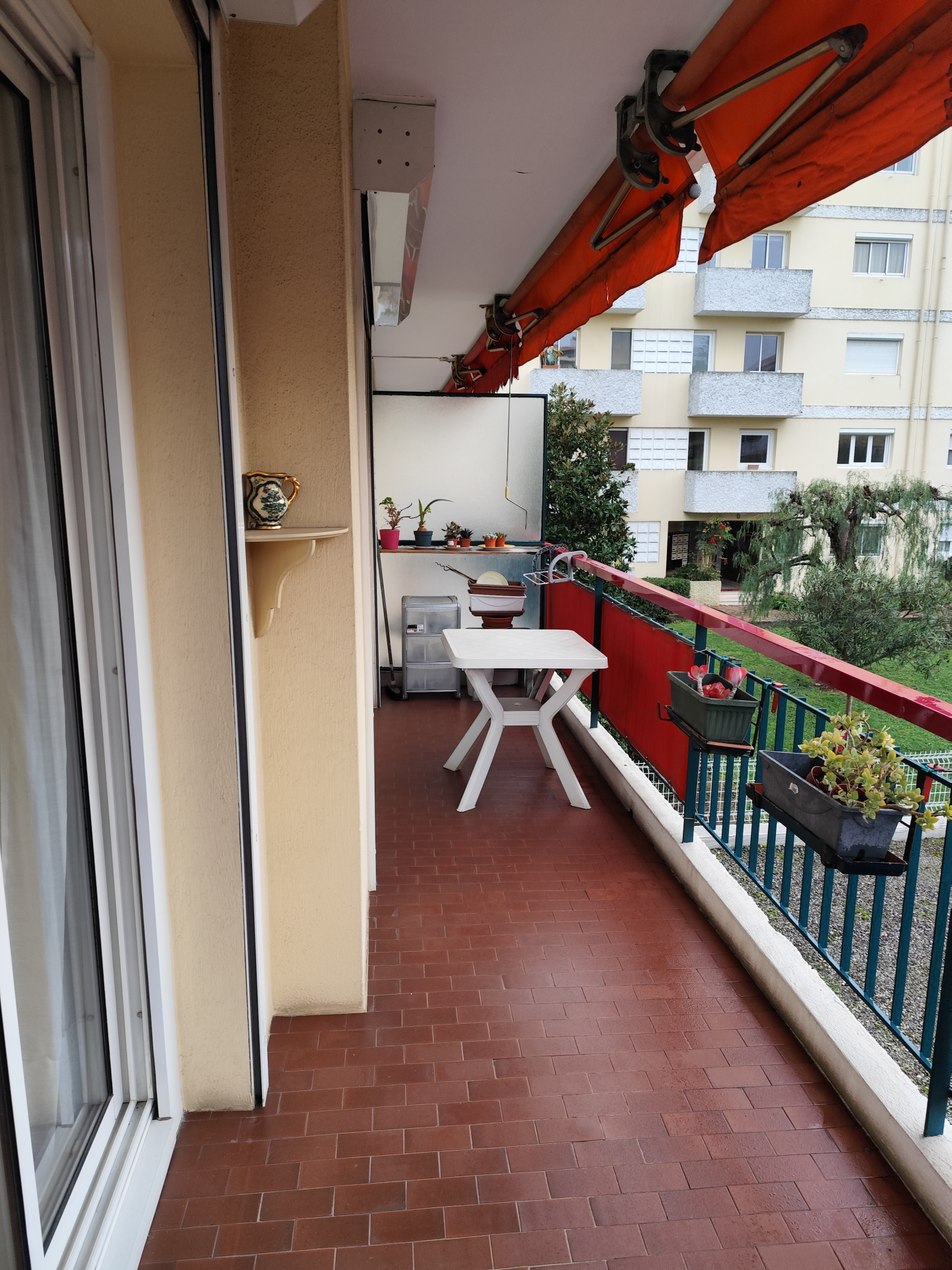 ANTIBES Purgatoire : 3 pièces d'Angle 59m2 Terrasse Garage C